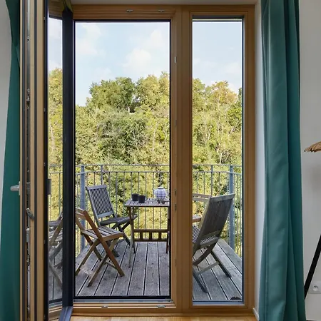 Days - W 2bdr - 3 Balconies - Garage - Next To Park Apartment Prague