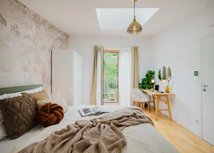 Days - Two-bedroom Loft With 3 Terraces And Parking In Hip Zizkov * Prague