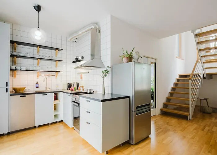 Days - Two-bedroom Loft With 3 Terraces And Parking In Hip Zizkov