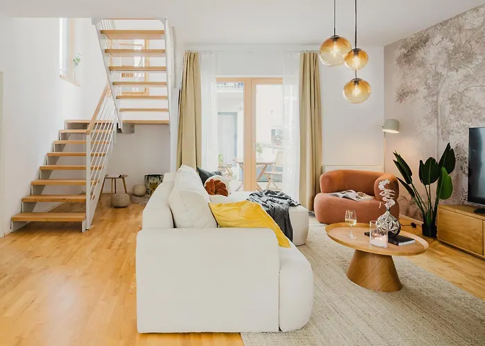Days - Two-bedroom Loft With 3 Terraces And Parking In Hip Zizkov * Prague