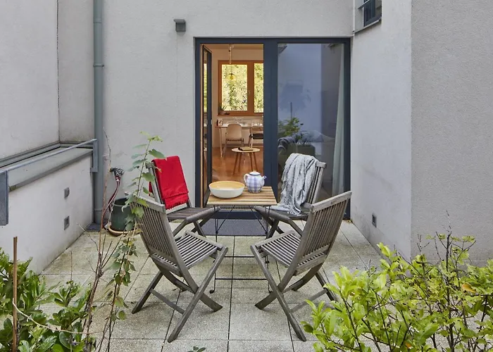 Days - Two-bedroom Loft With 3 Terraces And Parking In Hip Zizkov
