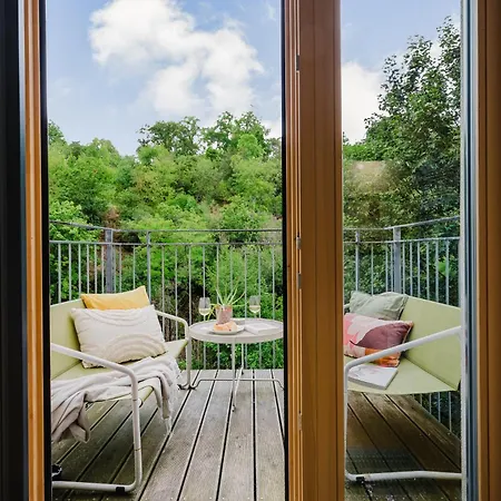 Days - Two-bedroom Loft With 3 Terraces And Parking In Hip Zizkov Apartament Praga